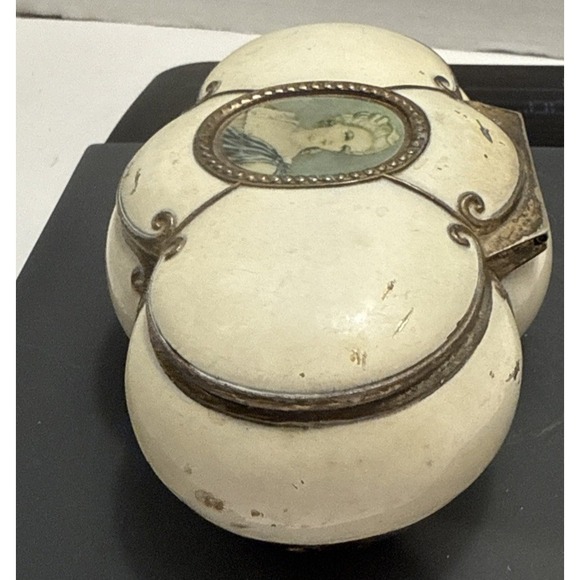 Vtg Jewelry Box W/ Miniature Painted Lady Casket Case Ivory Glaze & Gilt-Trinket - Picture 6 of 12